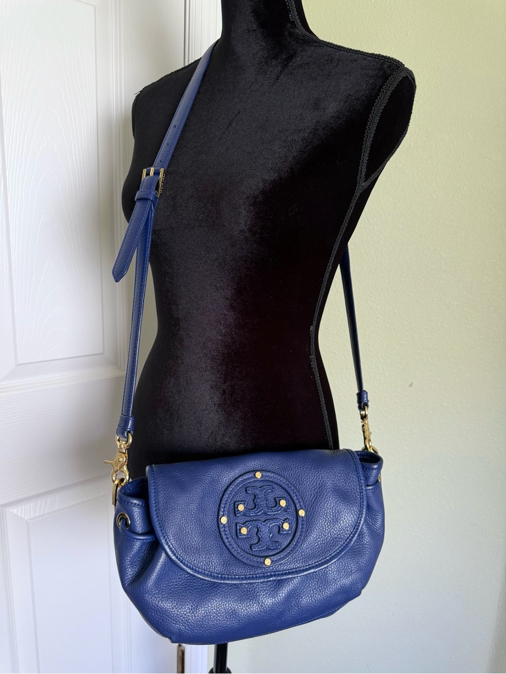 Tory Burch Amanda Flap Crossbody Bag Navy Blue Pebbled Leather